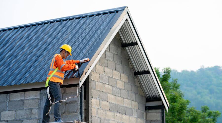 Expert Emergency Roof Repairs services in Haigler, NE